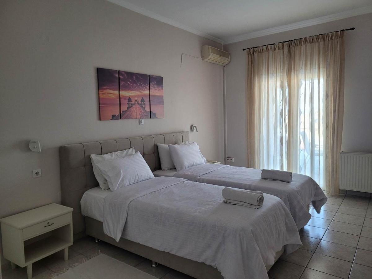 Kiki'S Penthouse Apartment Corfu  Exterior photo