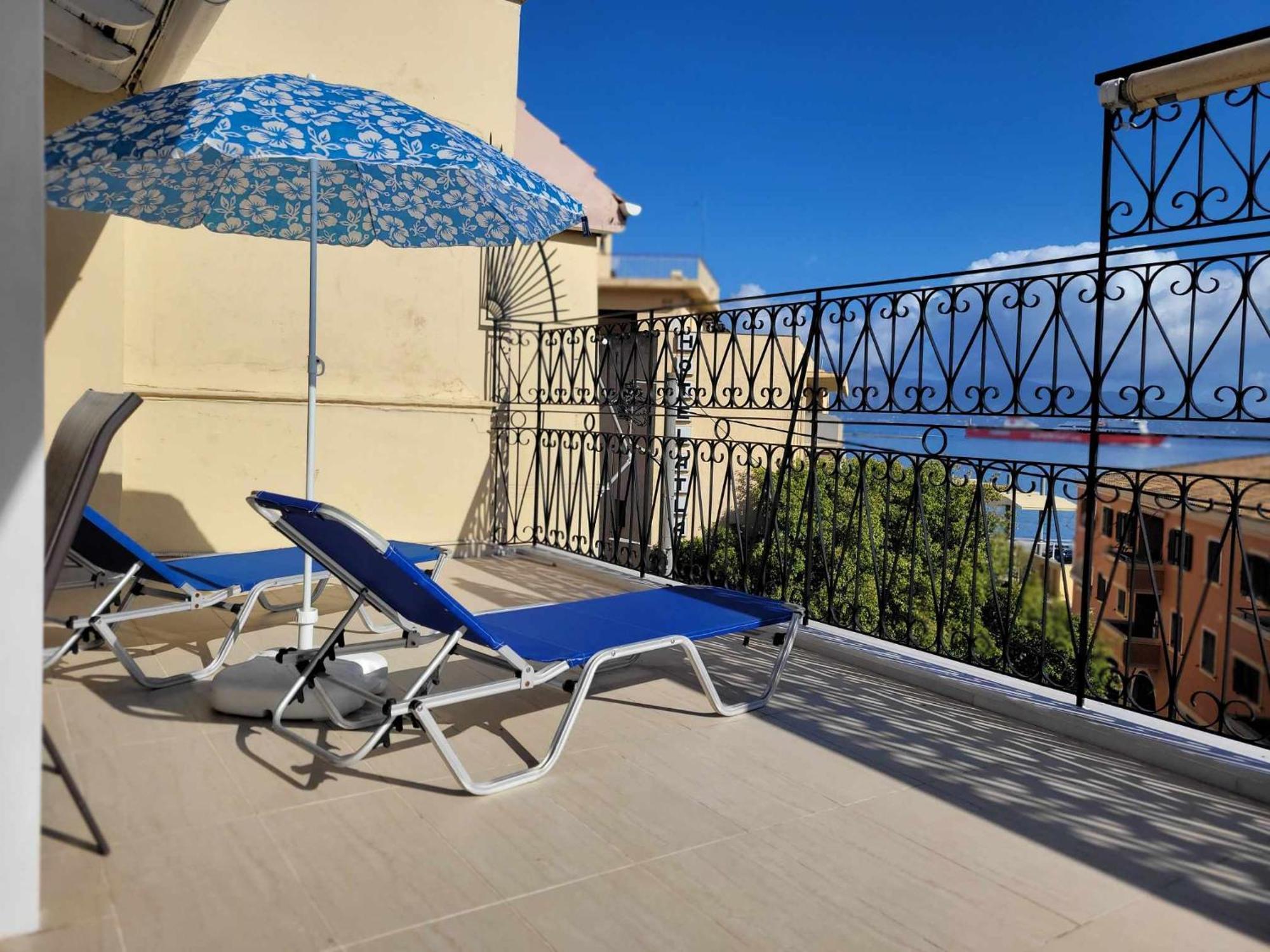 Kiki'S Penthouse Apartment Corfu  Exterior photo