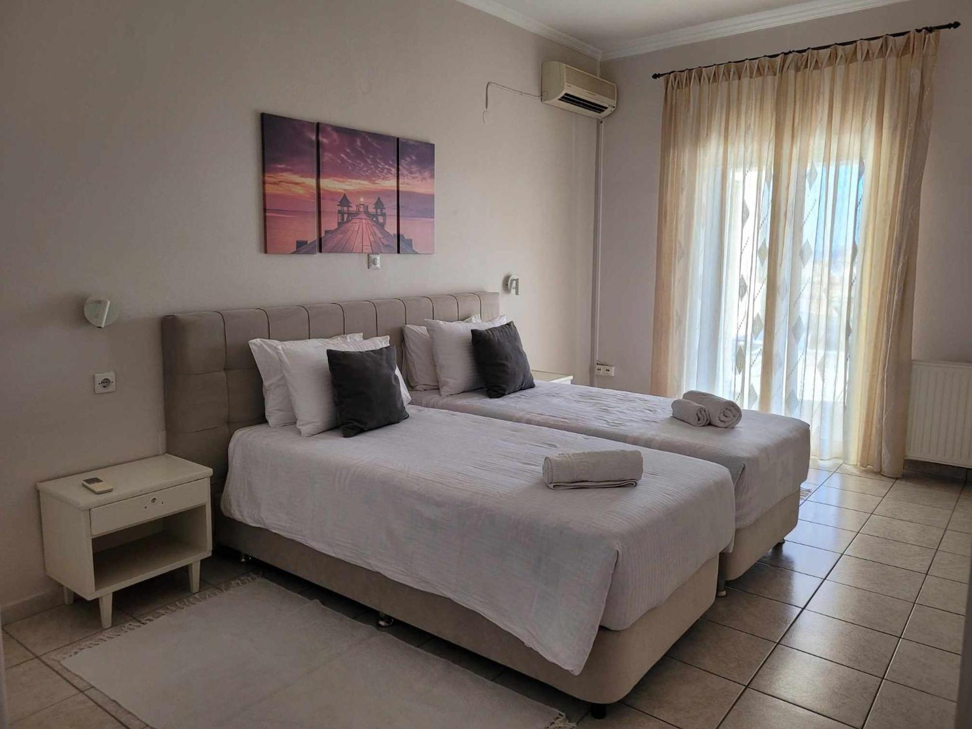 Kiki'S Penthouse Apartment Corfu  Exterior photo